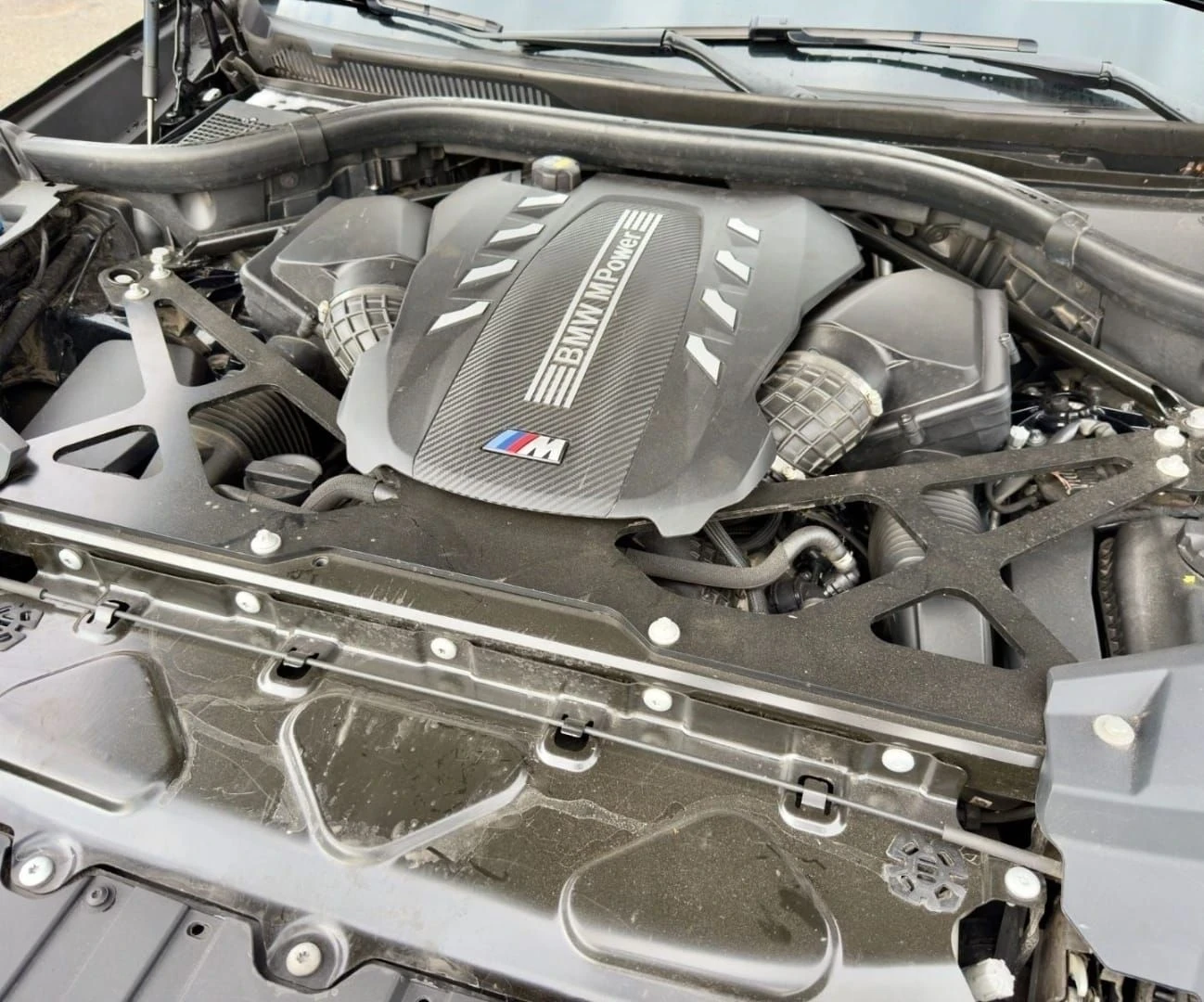 BMW X5M Очакван вCOMPETITION / 625 К.С. / INDIVIDUAL TWO-T, снимка 12 - Автомобили и джипове - 55674456