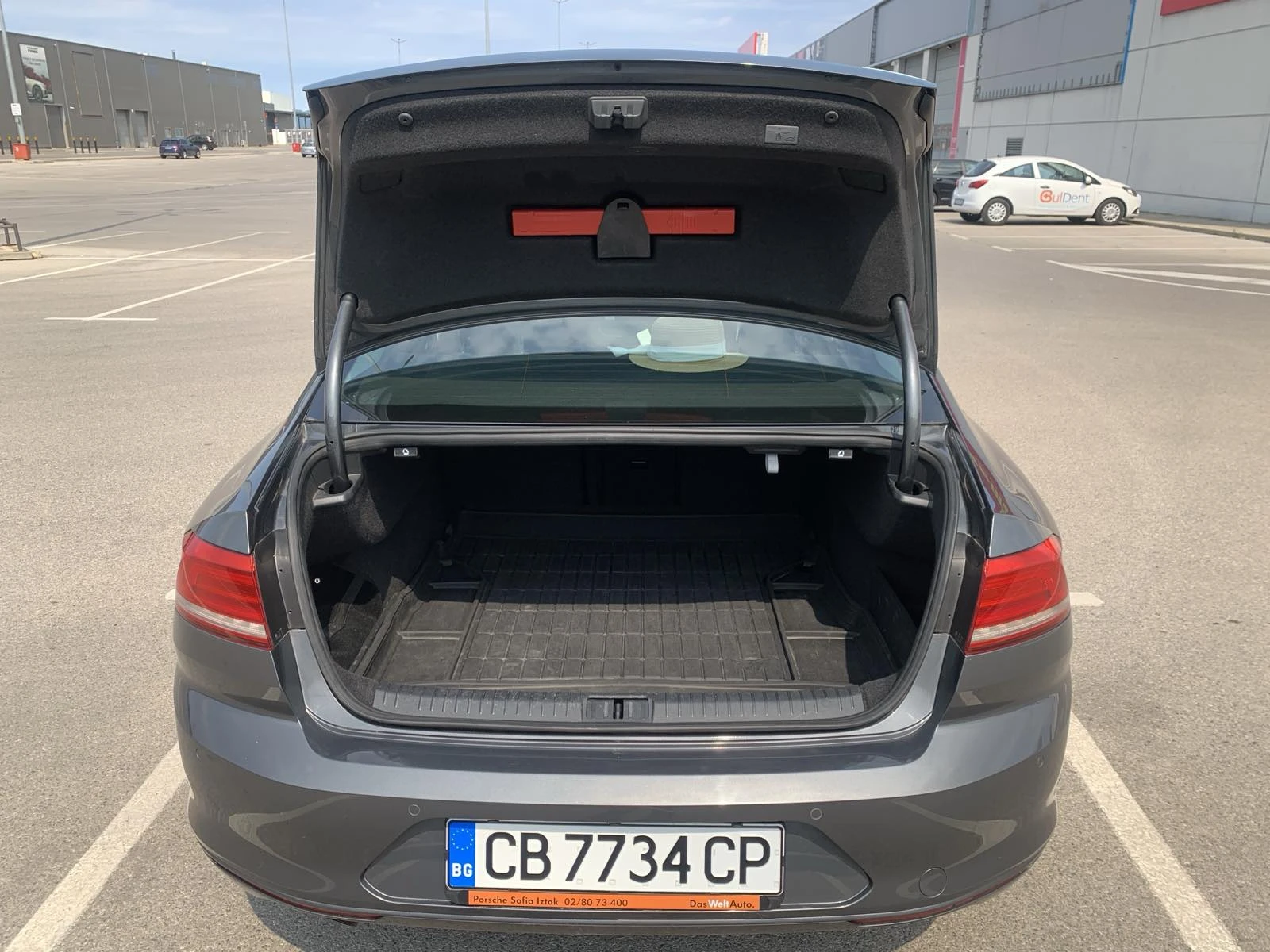VW Passat, снимка 12 - Автомобили и джипове - 55969023