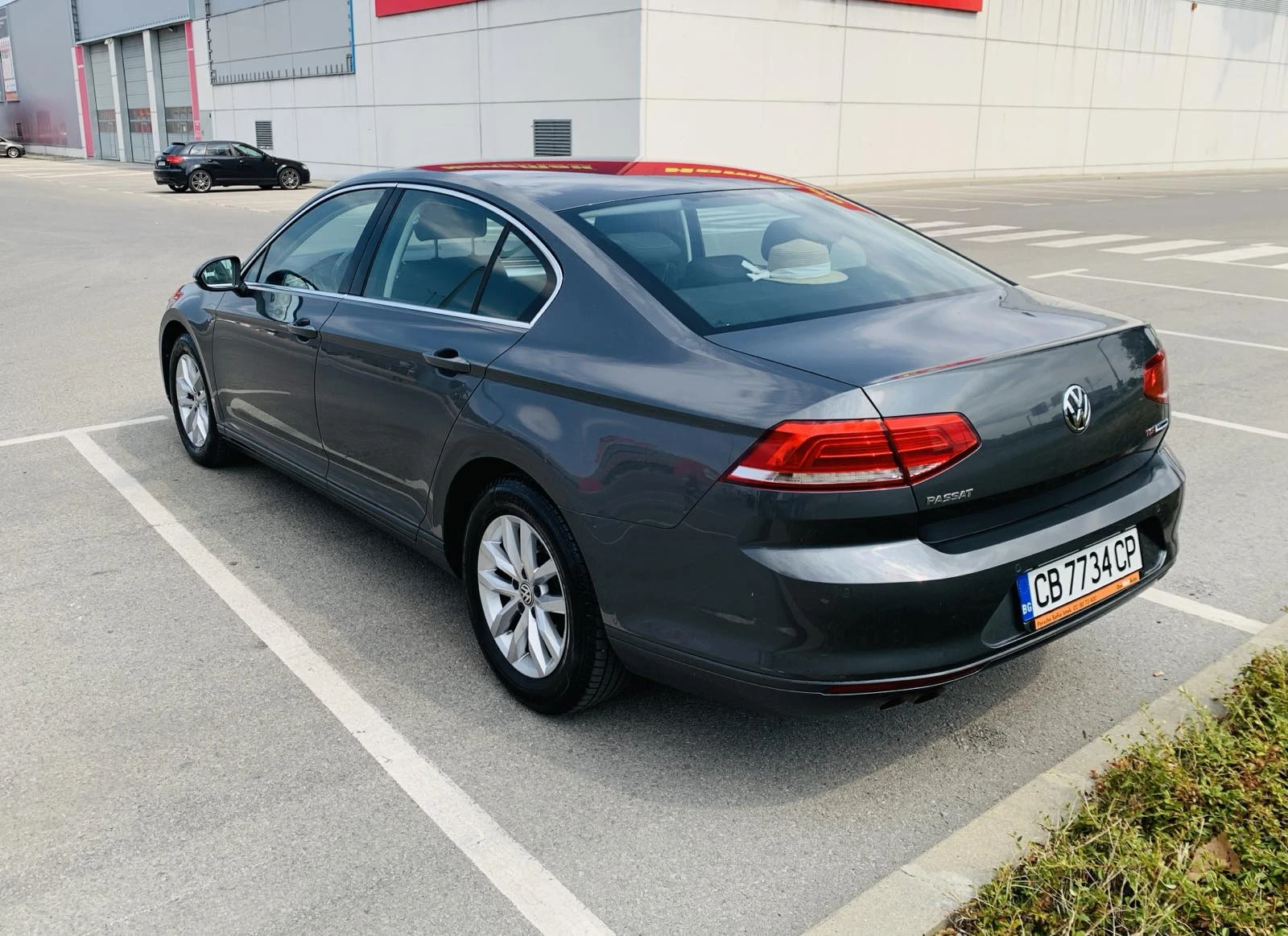VW Passat, снимка 7 - Автомобили и джипове - 55969023