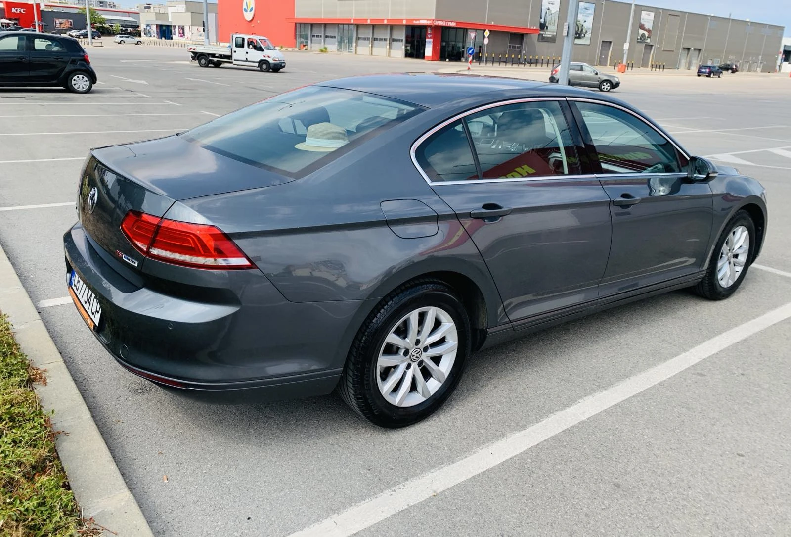 VW Passat, снимка 5 - Автомобили и джипове - 55969023