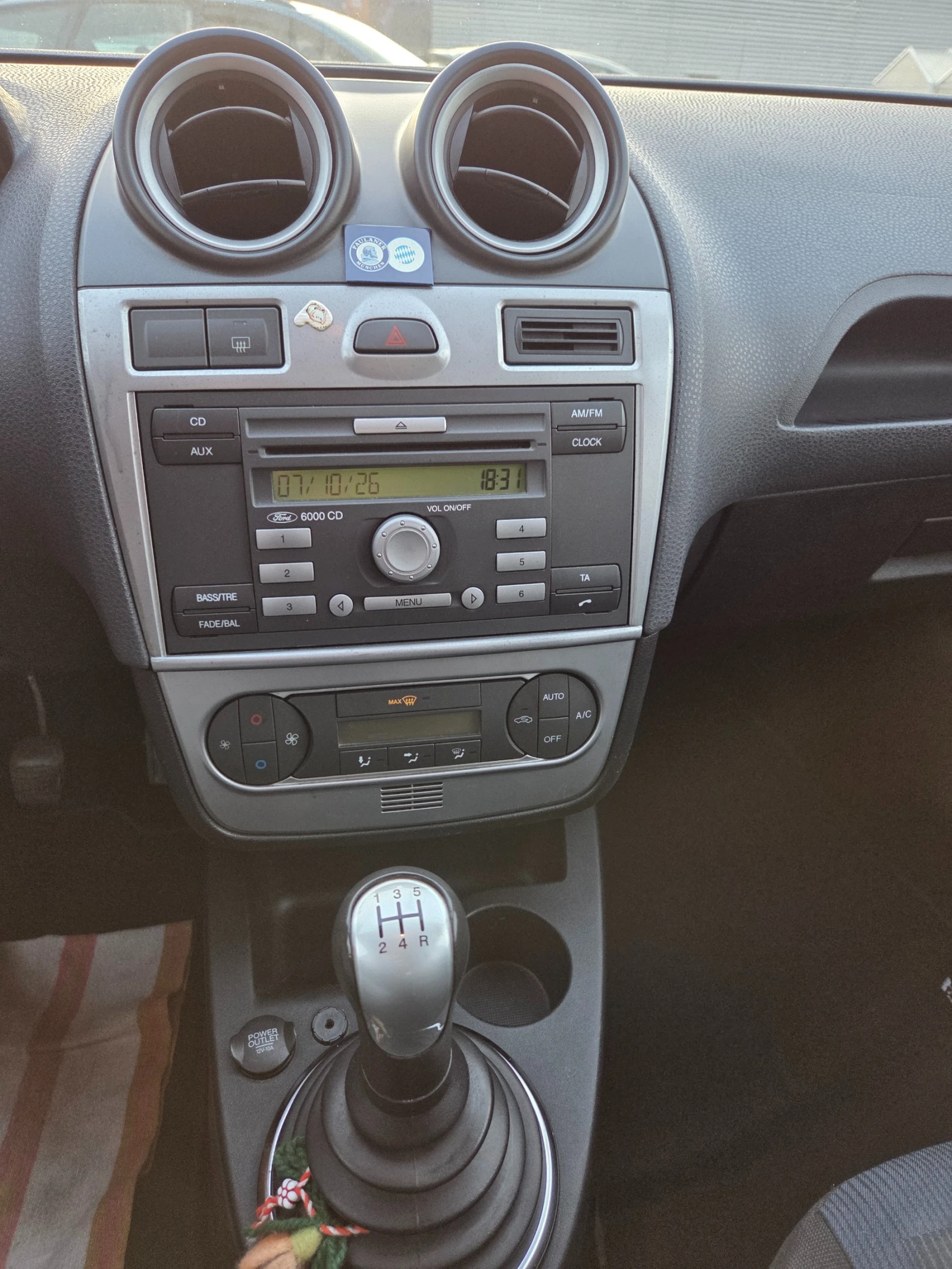 Ford Fiesta, снимка 9 - Автомобили и джипове - 56413257