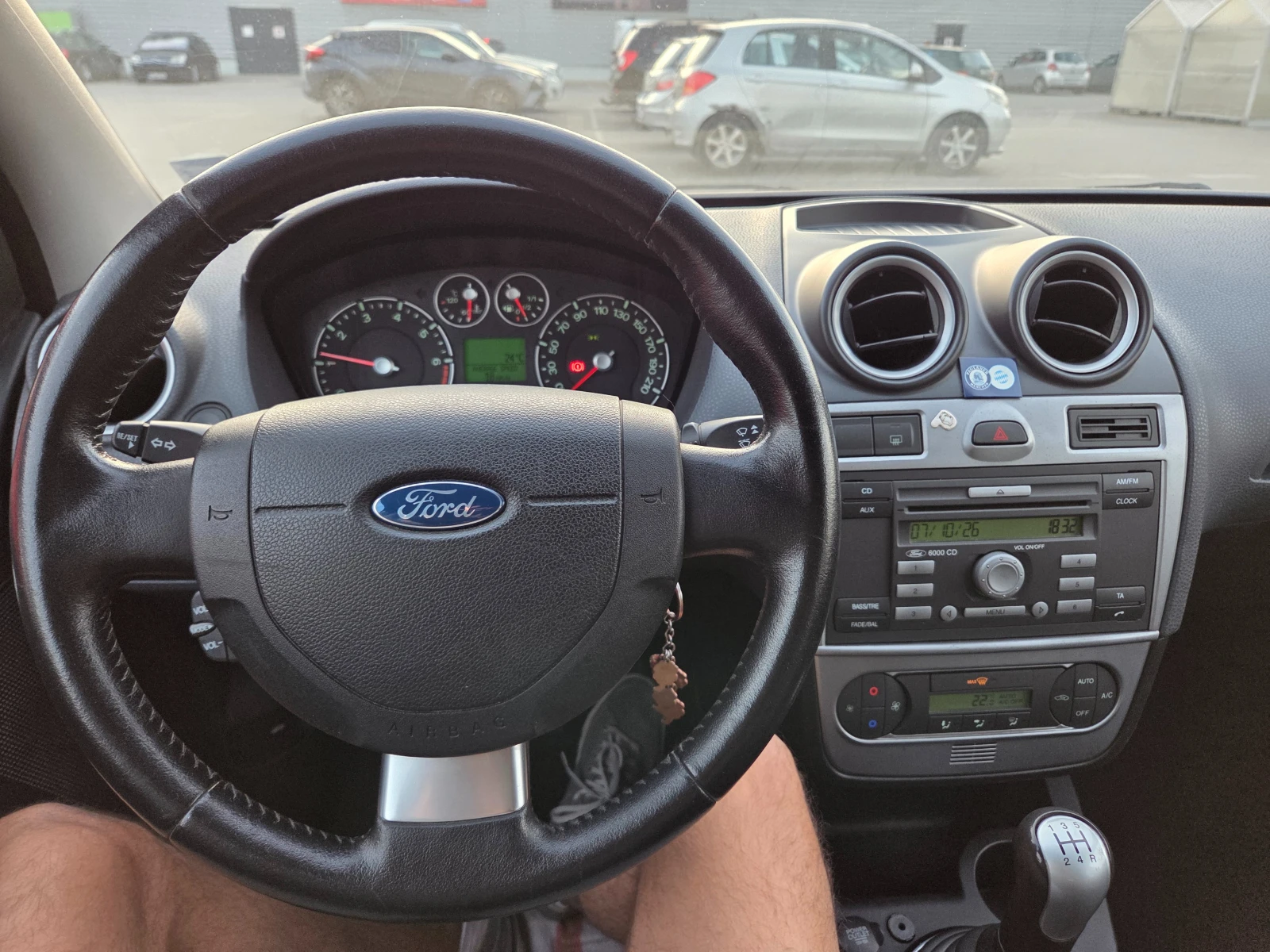 Ford Fiesta, снимка 8 - Автомобили и джипове - 56413257