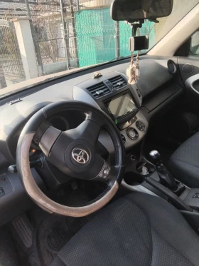 Toyota Rav4 2.2 дизел, снимка 3