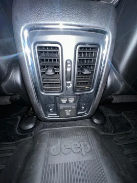 Jeep Grand cherokee 5.7 HEMI Overland, снимка 11