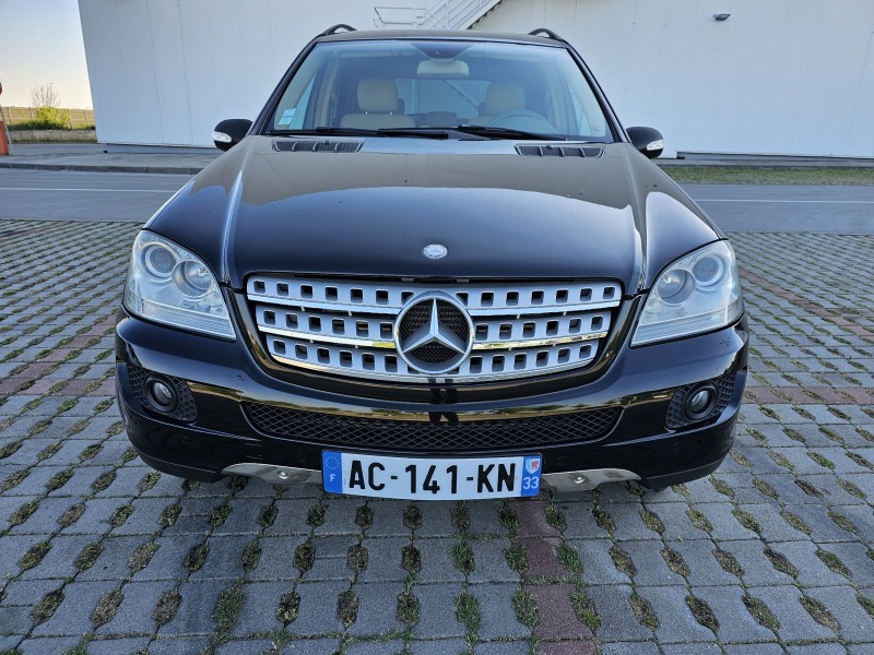 Mercedes-Benz ML 320 3.0cdi. 224p.s. На пружини Топ състояние, снимка 2 - Автомобили и джипове - 45470046