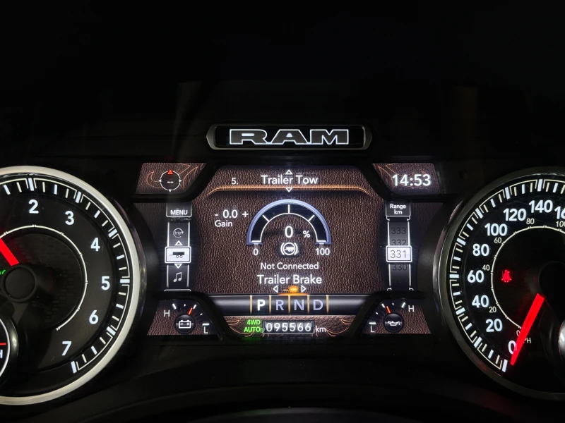 Dodge RAM 1500 Laramie V8HEMI С РЕГИСТРАЦИЯ & АВТО КРЕДИТ  , снимка 15 - Автомобили и джипове - 53499912