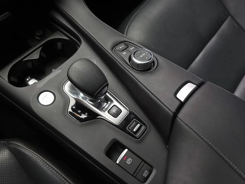 Infiniti QX50 2.0 Automatic, снимка 11 - Автомобили и джипове - 55597712