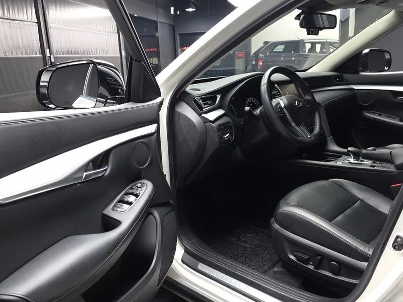 Infiniti QX50 2.0 Automatic, снимка 6 - Автомобили и джипове - 55597712
