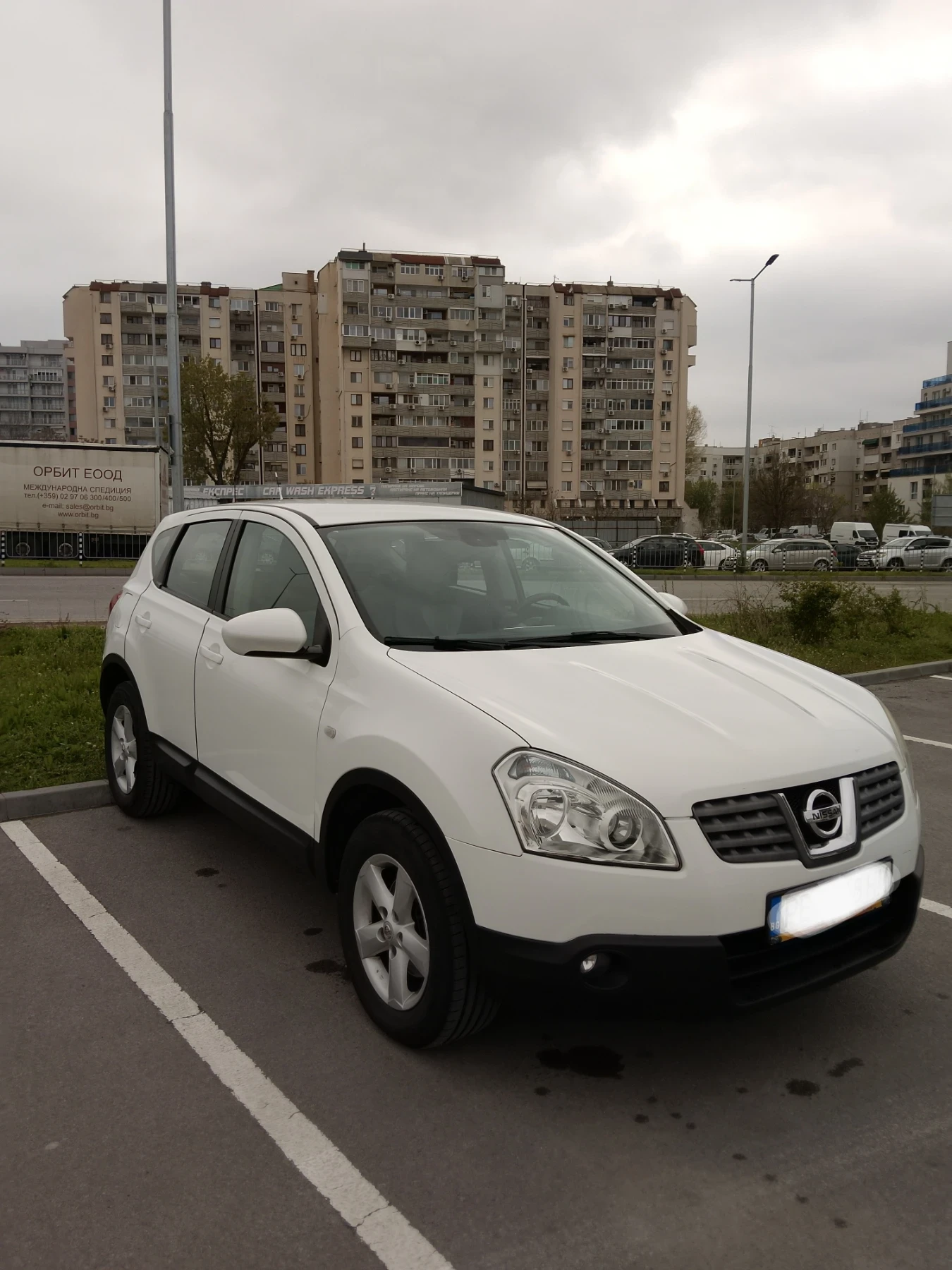 Nissan Qashqai 2.0 DCI, 4x4, Автоматик - изображение 8