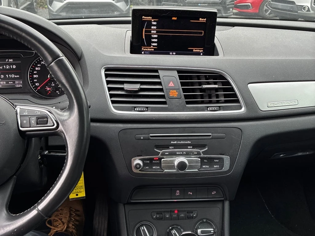 Audi Q3 * Komfort * CARFAX * БЕЗ ПЪРВОНАЧАЛНА ВНОСКА - изображение 9