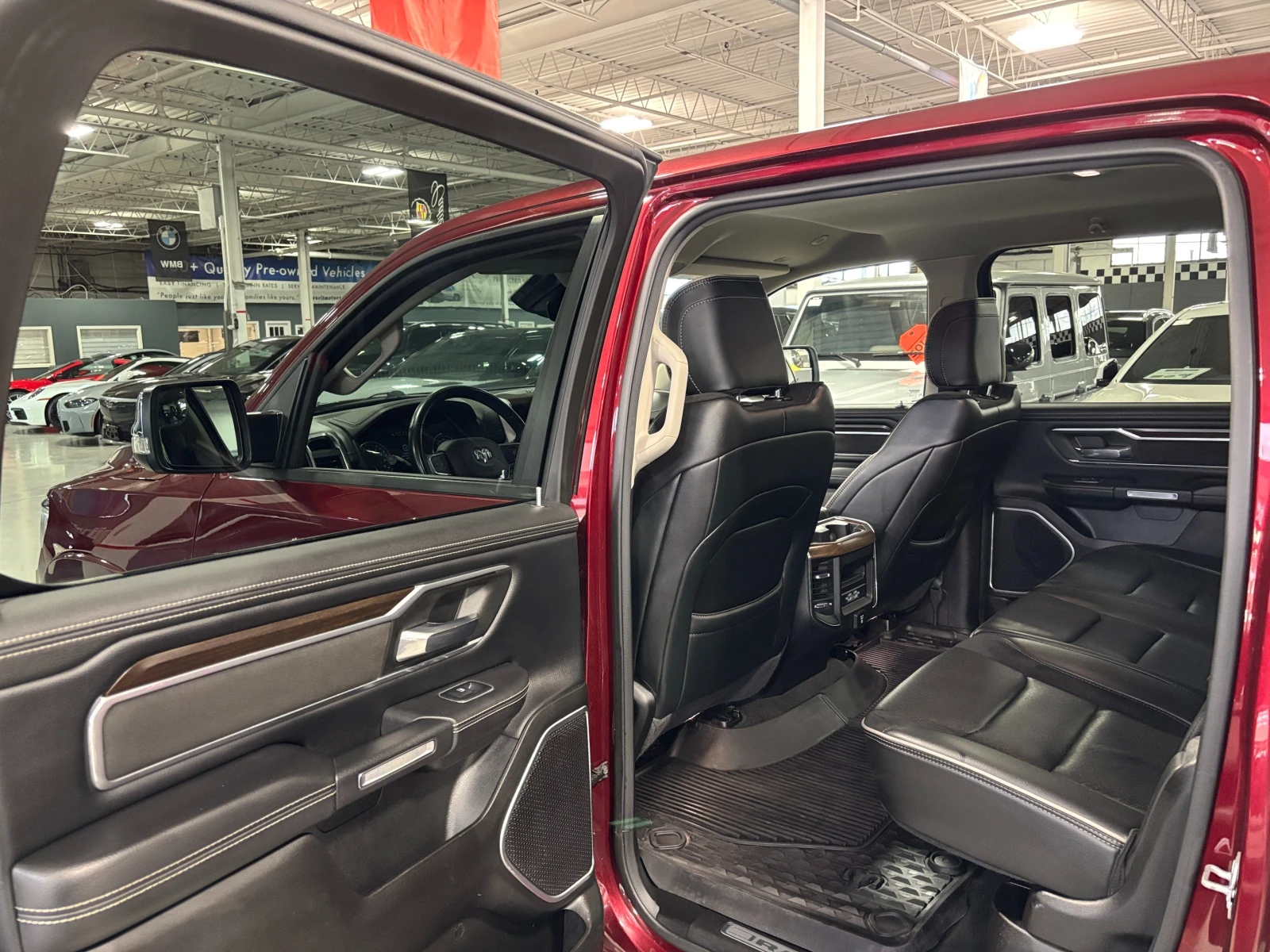 Dodge RAM 1500 Laramie V8HEMI С РЕГИСТРАЦИЯ & АВТО КРЕДИТ   - изображение 5