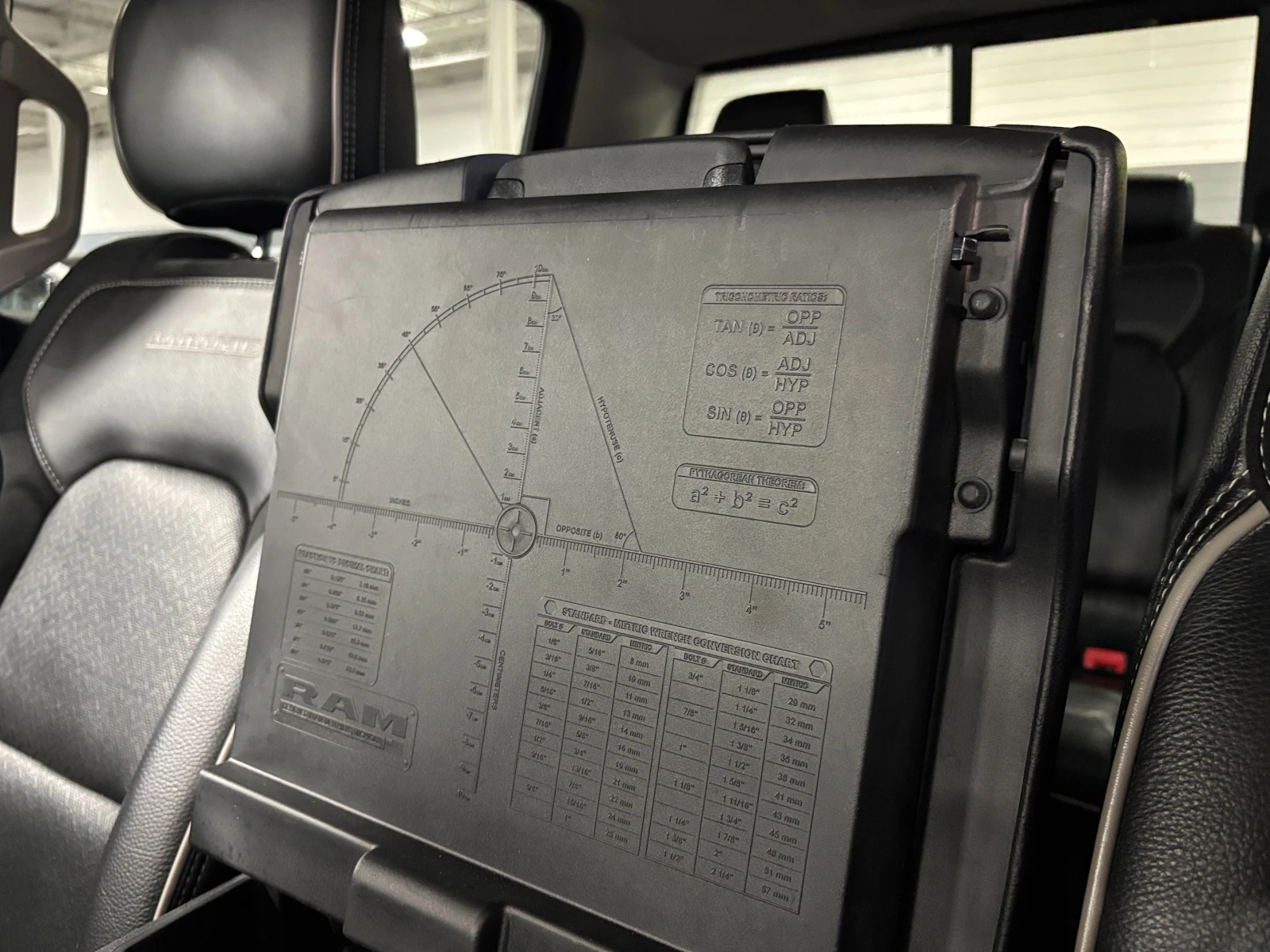 Dodge RAM 1500 Laramie V8HEMI � ����������� & ���� ������   | Mobile.bg � ����������� 11