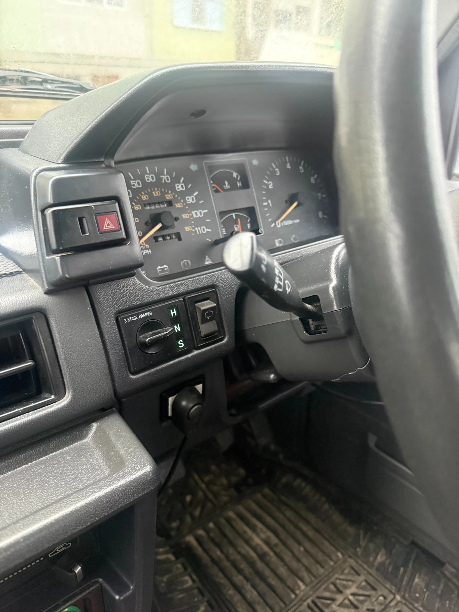 Daihatsu Feroza Sportrak Limited, снимка 8 - Автомобили и джипове - 53924634