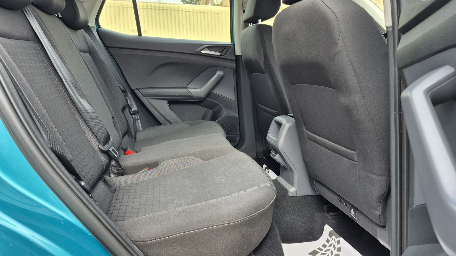 VW T-Cross 1.6 TDI * LED * Неразличим от нов * Бартер , снимка 13 - Автомобили и джипове - 53946581