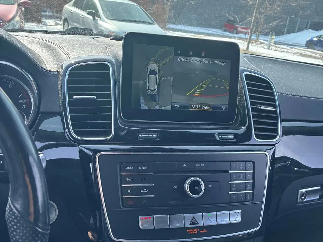 Mercedes-Benz GLE 550  CARFAX, снимка 9 - Автомобили и джипове - 54172257