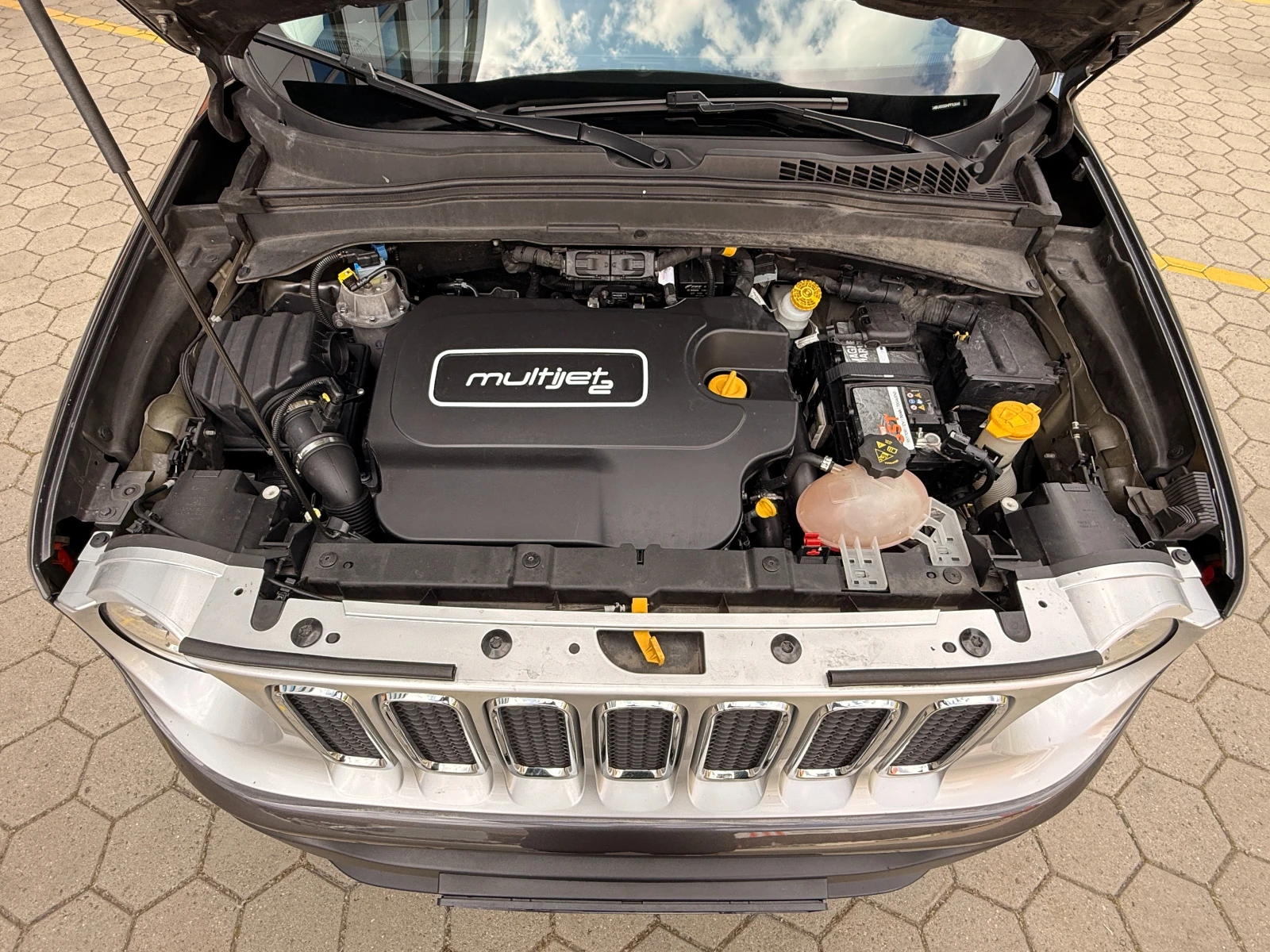 Jeep Renegade 2.0mJTD* LIMITED* 4WD* АВТОМАТИК* ПАНОРАМА* , снимка 15 - Автомобили и джипове - 54679549