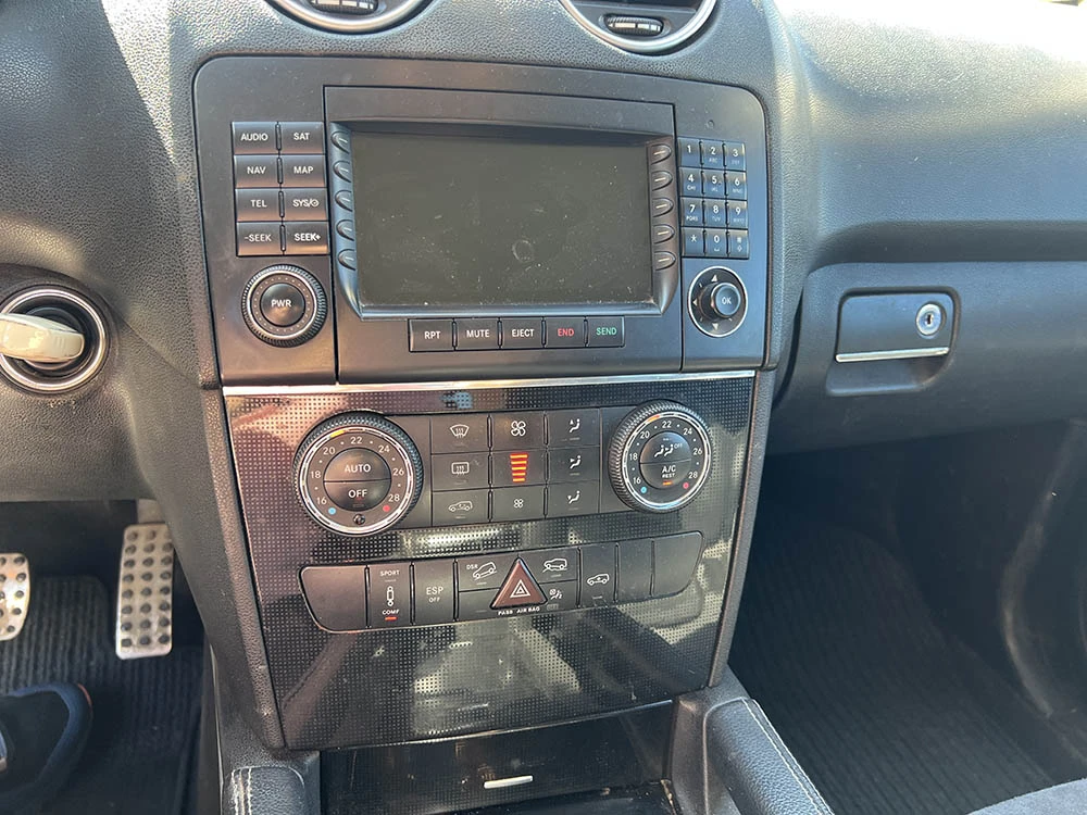 Mercedes-Benz ML 320  CDI, снимка 13 - Автомобили и джипове - 54691908