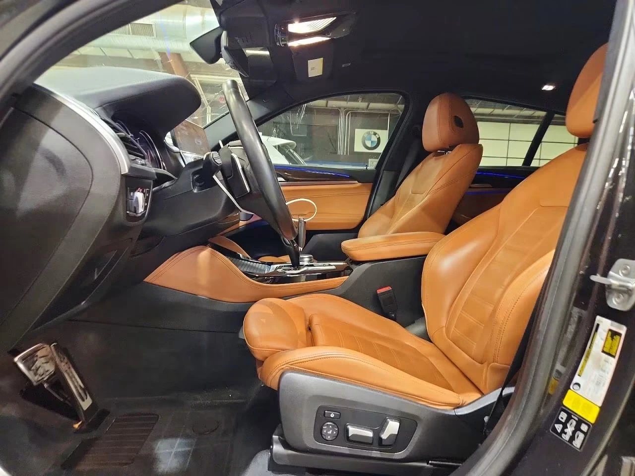 BMW X4 M40i* Harman Kardon* Adaptive, снимка 7 - Автомобили и джипове - 55631699