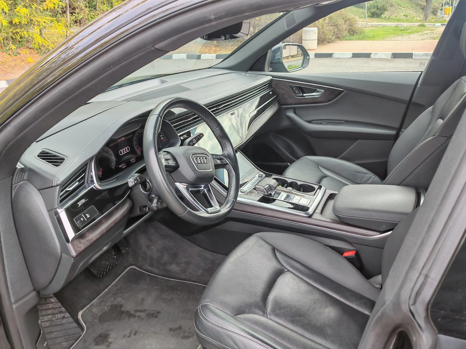 Audi Q8 TECHNIK | S LINE | BLACK OPTIC/ Вакуум, снимка 7 - Автомобили и джипове - 55894571