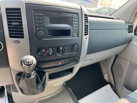 VW Crafter 35 7места , снимка 9