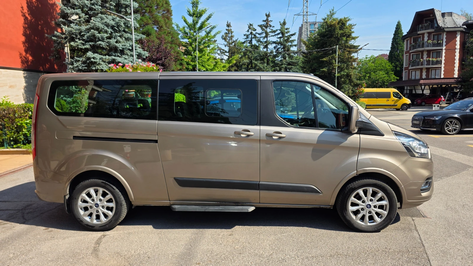 Ford Transit Custom, снимка 3 - Бусове и автобуси - 54869280