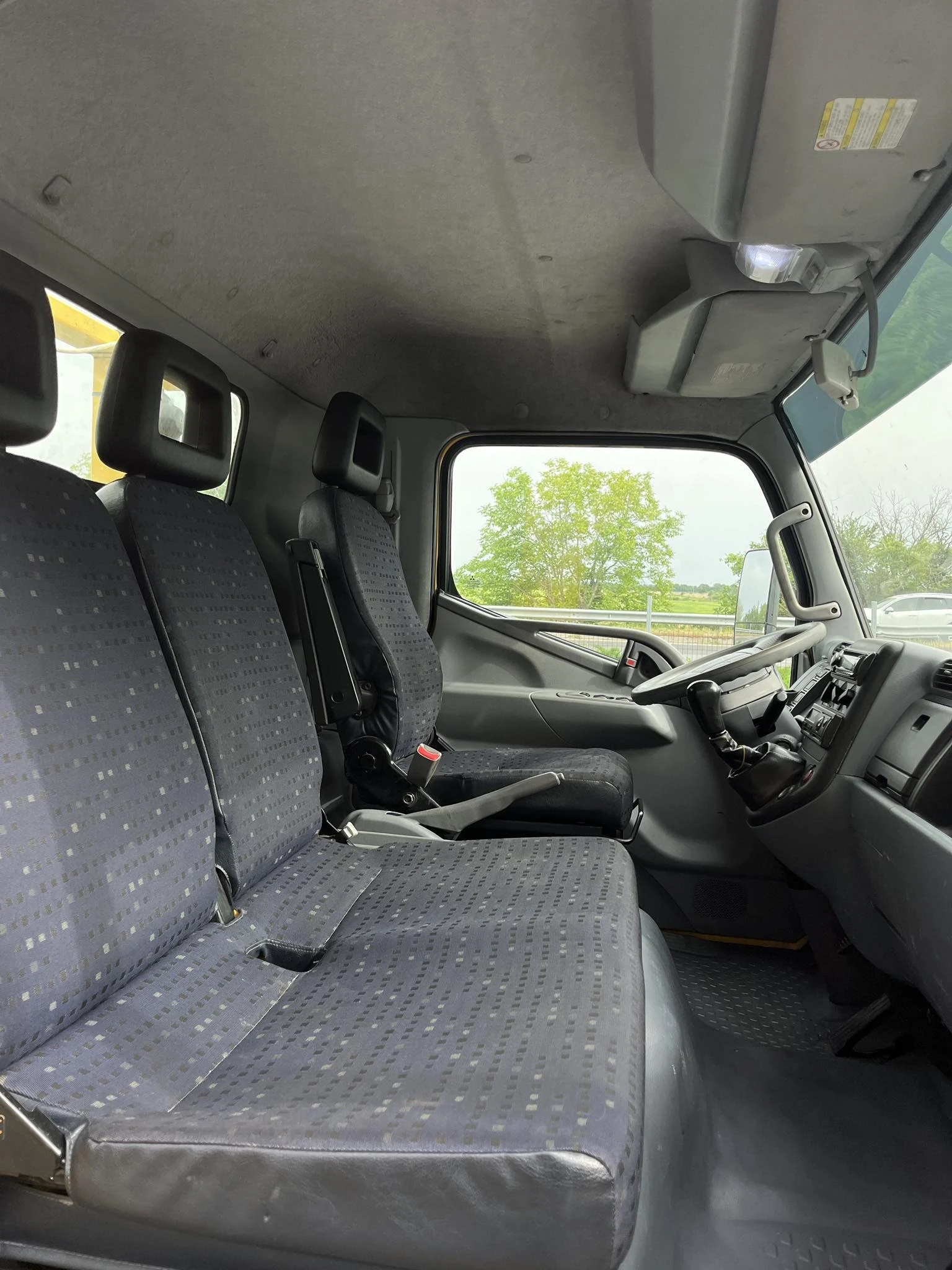 Mitsubishi Canter Fuso 3.0d 170к.с. 7.5t - изображение 5