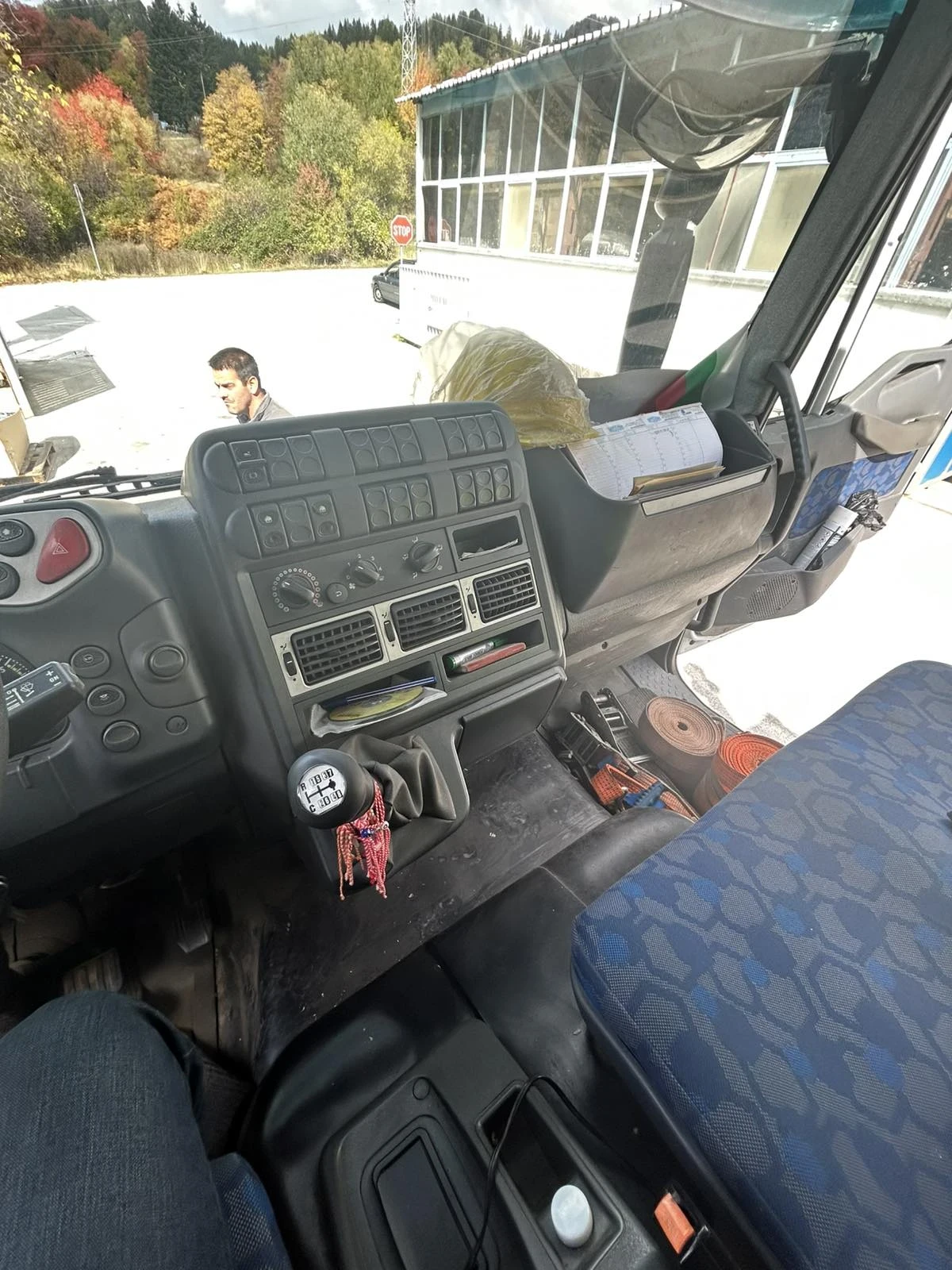 Iveco 180 E28 - изображение 8