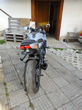 Suzuki Gsxr 750 2022г. Нов внос КАТО НОВ, снимка 7
