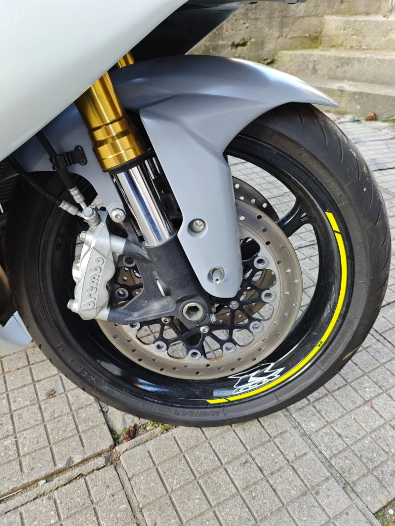 Suzuki Gsxr 750 2022г. Нов внос КАТО НОВ, снимка 3 - Мотоциклети и мототехника - 53061449