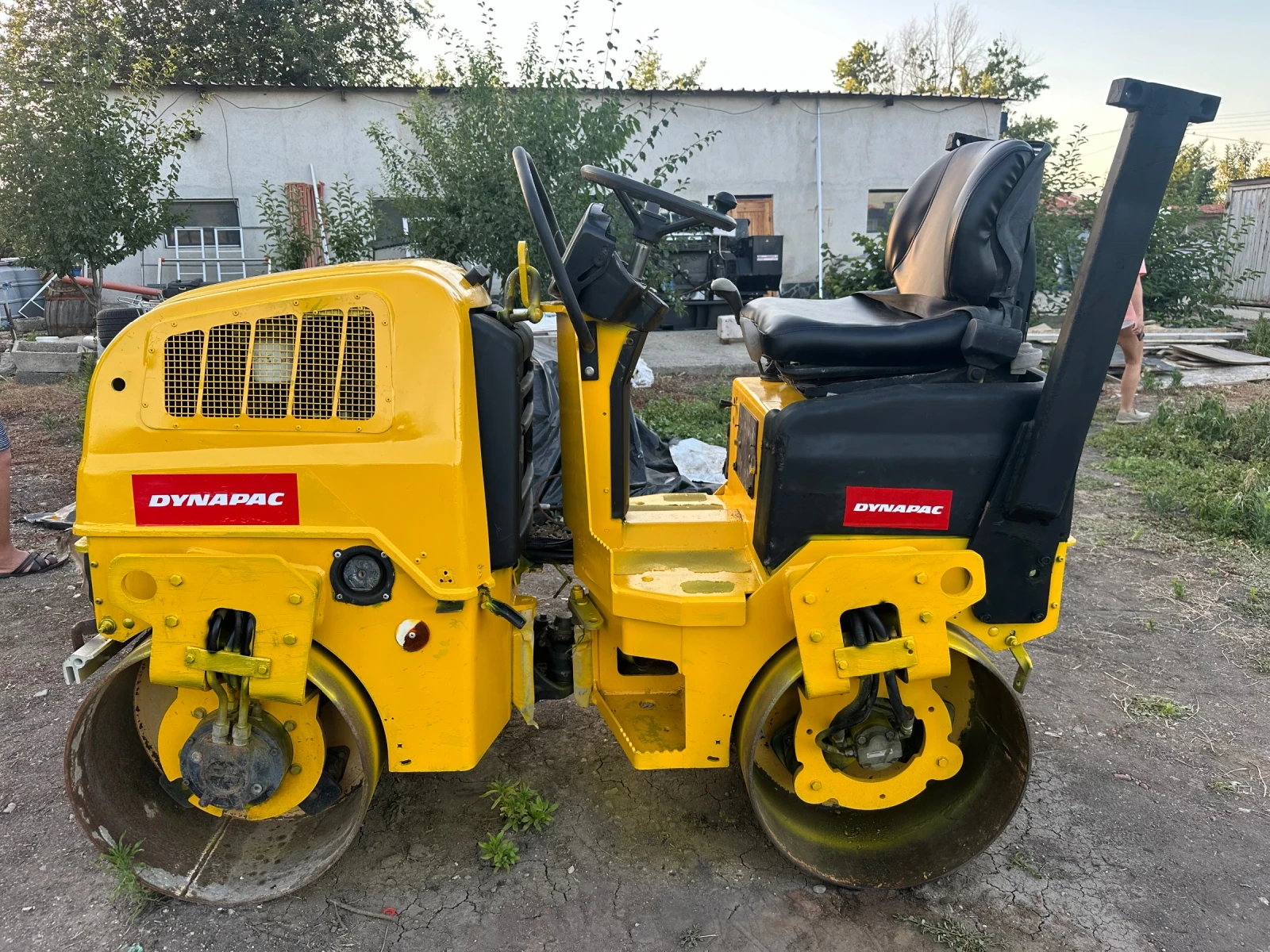 Валяк Dynapac CC900 - изображение 6