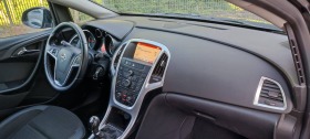 Opel Astra Sports Tourer, снимка 9