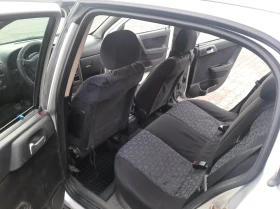 Opel Astra Юбилейна серия 100 години Опел, снимка 6