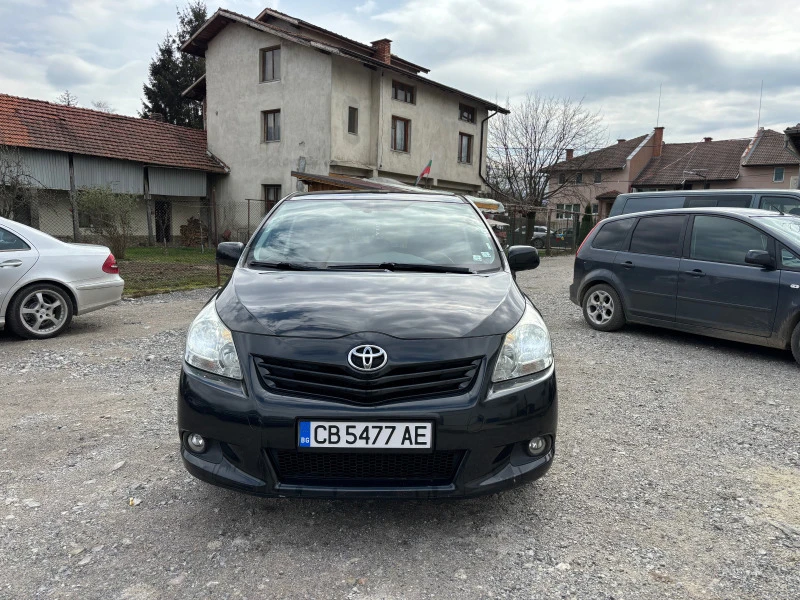 Toyota Verso 1.8 vvti 147, снимка 2 - Автомобили и джипове - 46894430