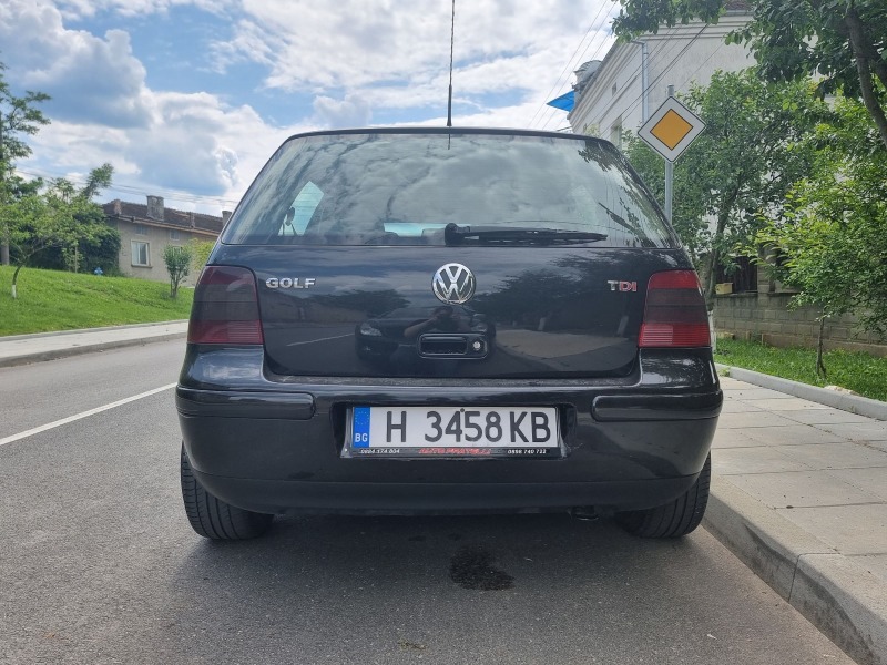 VW Golf Mk4, снимка 7 - Автомобили и джипове - 46755675