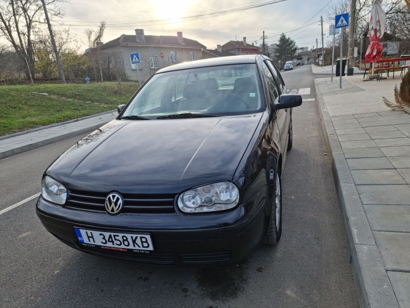 VW Golf Mk4, снимка 3 - Автомобили и джипове - 46755675