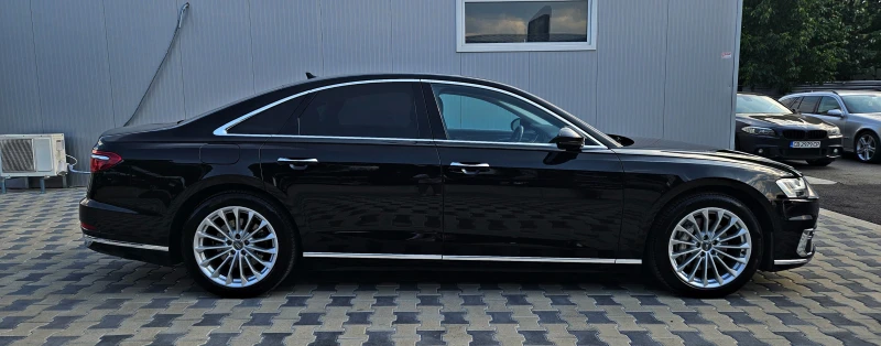 Audi A8 50TDI/GERMANY/CAMERA/DISTR/ОБДУХ/ВАКУУМ/KEY GO/LIZ, снимка 4 - Автомобили и джипове - 47126735