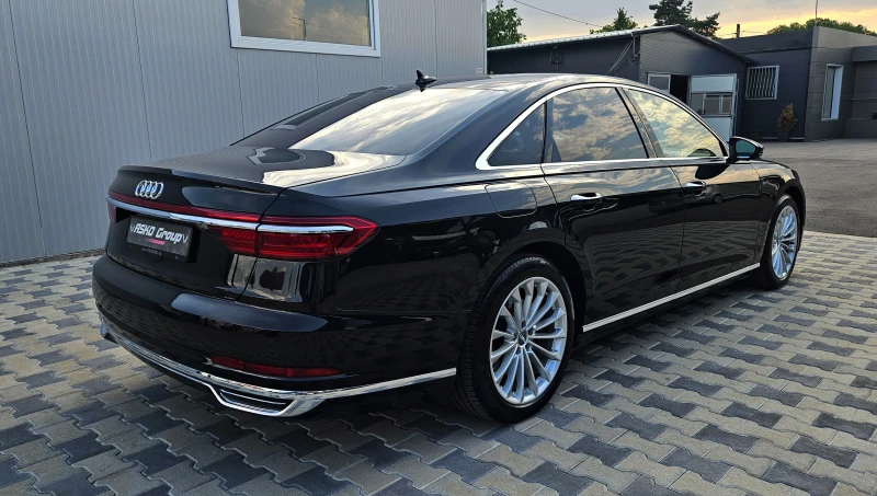 Audi A8 50TDI/GERMANY/CAMERA/DISTR/ОБДУХ/ВАКУУМ/KEY GO/LIZ, снимка 5 - Автомобили и джипове - 47126735