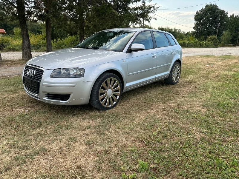 Audi A3 1.6 I 102kc.Автоматик, снимка 2 - Автомобили и джипове - 47294595