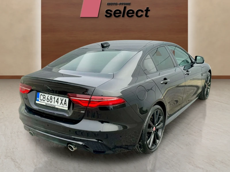 Jaguar XE 2.0 I4, снимка 2 - Автомобили и джипове - 48093412