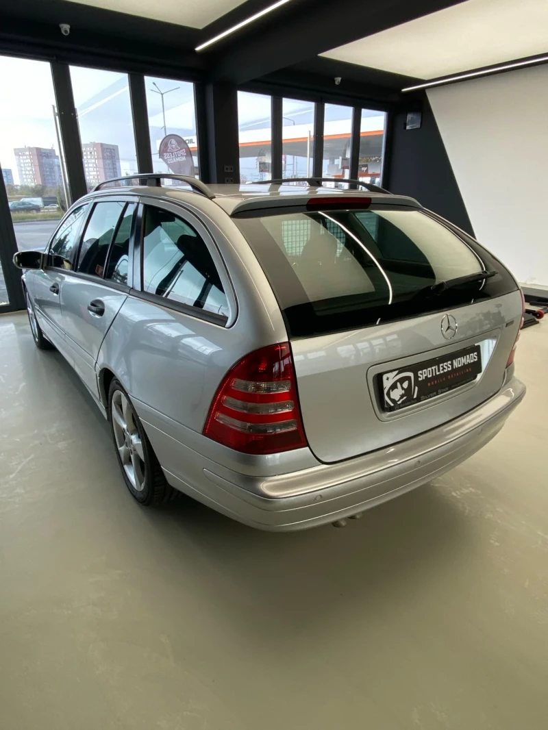 Mercedes-Benz C 220  W203, снимка 12 - Автомобили и джипове - 48114571