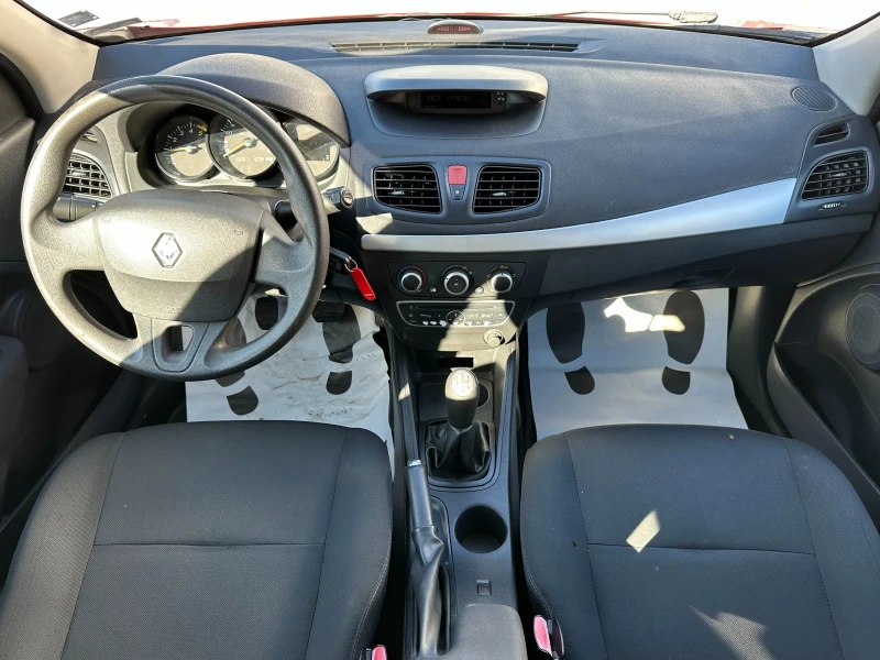 Renault Megane 1.5 d 90 к.с., снимка 10 - Автомобили и джипове - 48129867