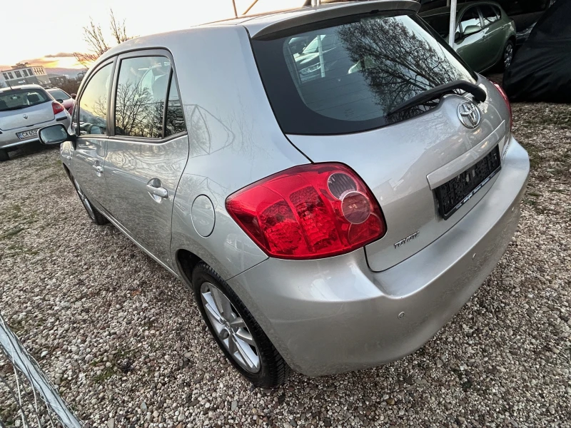 Toyota Auris 1.4i-97k.c., снимка 3 - Автомобили и джипове - 48447396