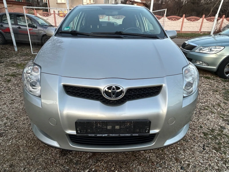 Toyota Auris 1.4i-97k.c., снимка 5 - Автомобили и джипове - 48447396