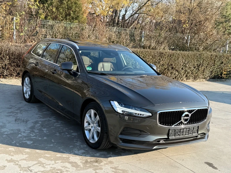 Volvo V90 2. D4 * 4x4* PANORAMA, снимка 2 - Автомобили и джипове - 48593641