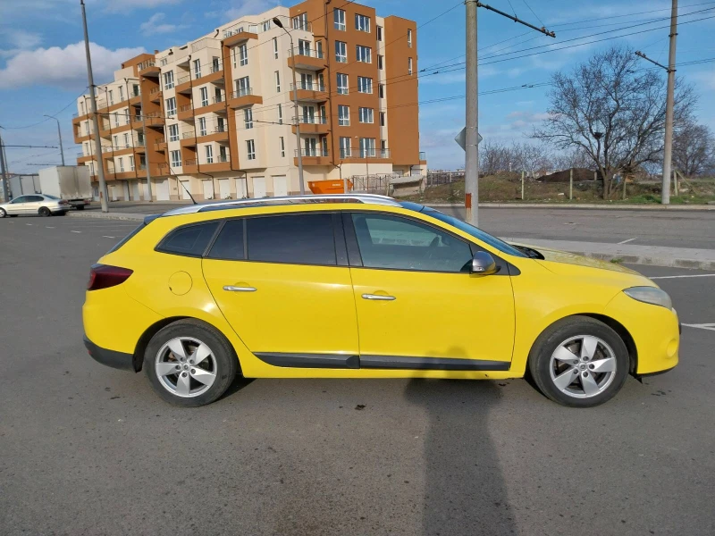 Renault Megane 1.5dci, снимка 8 - Автомобили и джипове - 48634649