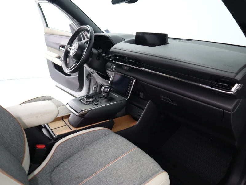 Mazda MX-30, снимка 10 - Автомобили и джипове - 51193302