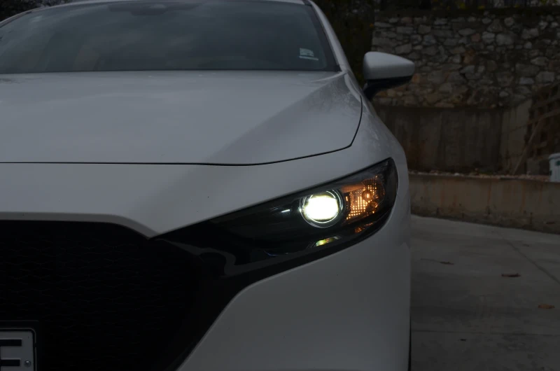 Mazda 3 BP SKYACTIV D, снимка 4 - Автомобили и джипове - 52543062