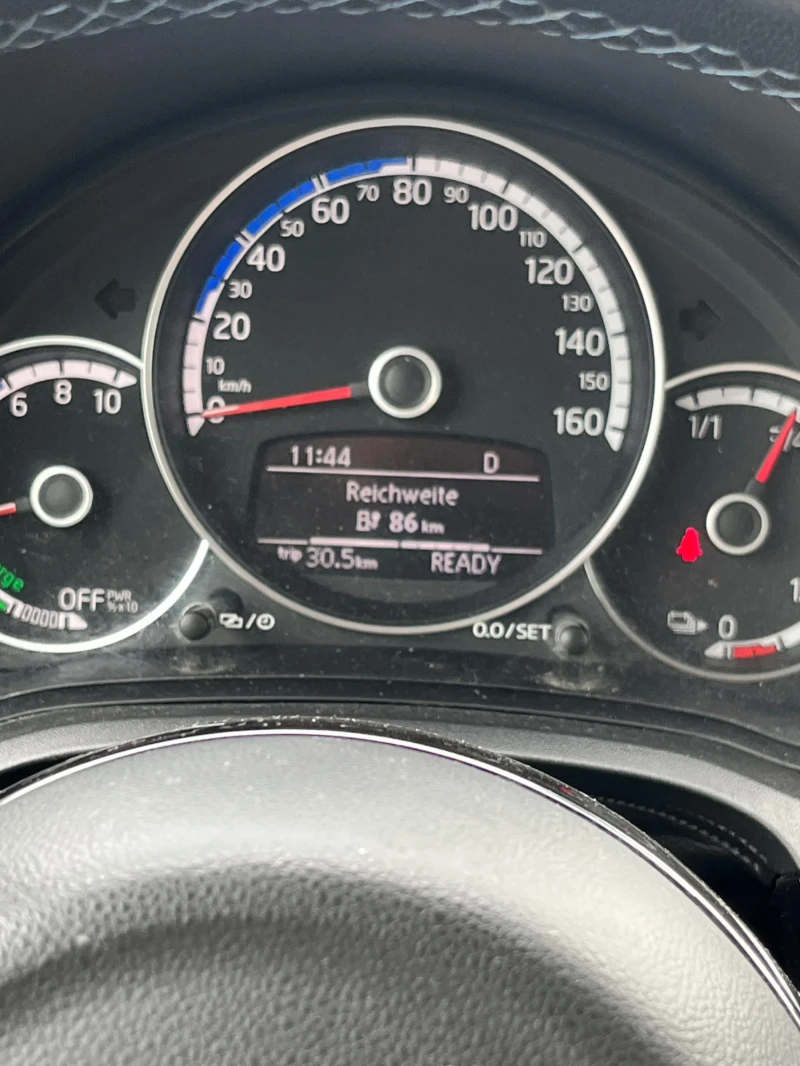 VW Up e Up, снимка 7 - Автомобили и джипове - 51926569