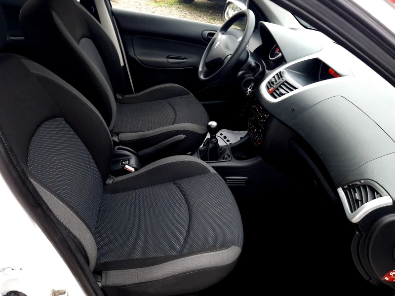 Peugeot 206 plus/1.4I/96хил.км., снимка 10 - Автомобили и джипове - 52353272