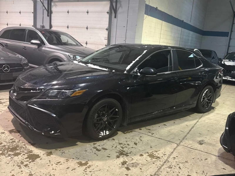 Toyota Camry * SE * CARFAX * БЕЗ ПЪРВОНАЧАЛНА ВНОСКА, снимка 2 - Автомобили и джипове - 53302129